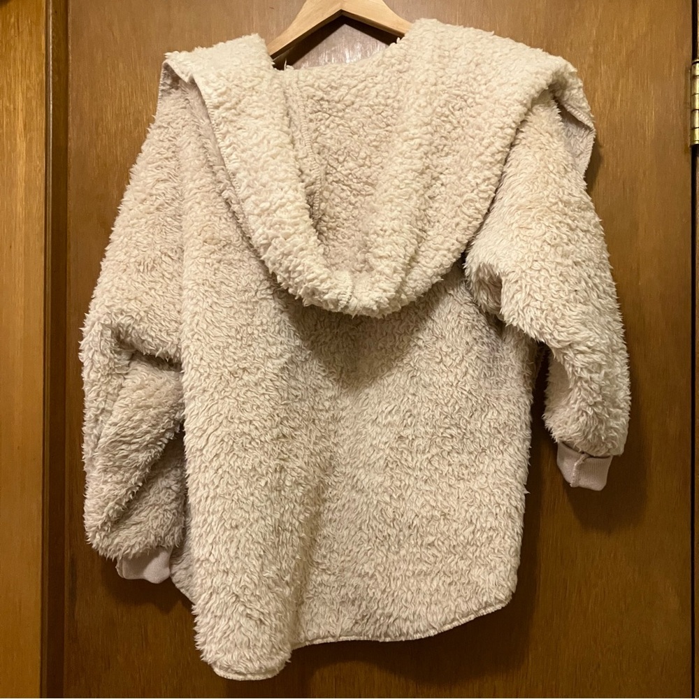 Nordic Beach Fluffy Jacket Hoodie Pockets! - Picture 4 of 6